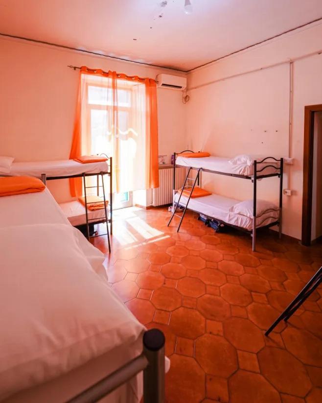 Naples Experience Hostel - Age Limit 18-28 Exterior foto